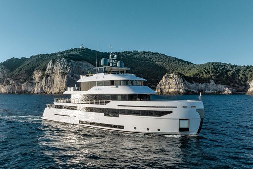 Benetti 121 Motor Yacht image