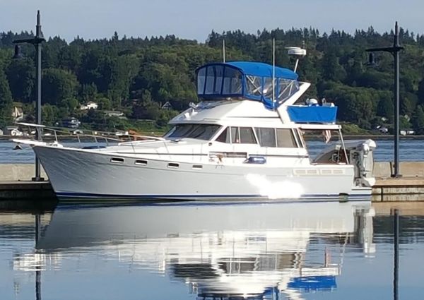Bayliner 3870 Motor Yacht image