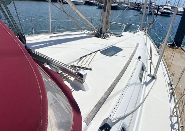 Beneteau Oceanis 351 image