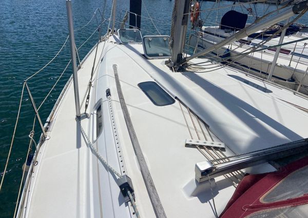 Beneteau Oceanis 351 image