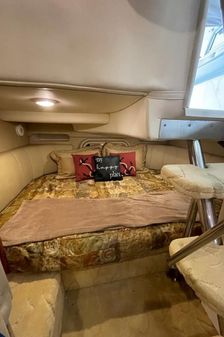 Rinker 342 Fiesta Vee image