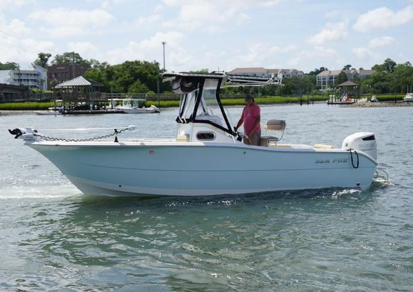 Sea Pro 238 Center Console image