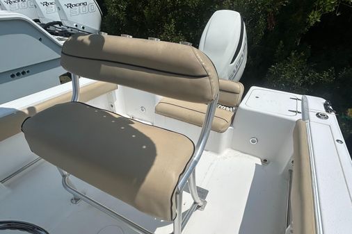 Sea Pro 238 Center Console image