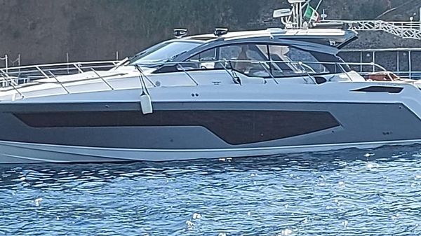 Azimut Atlantis 51 