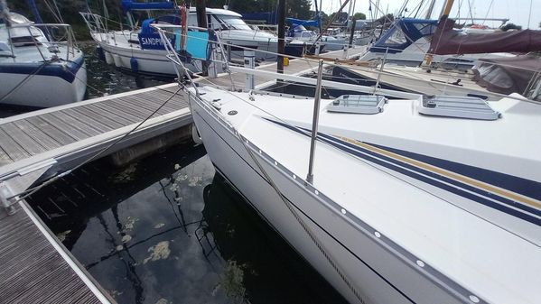 Beneteau First 285 image