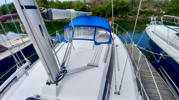 Beneteau First 285 image