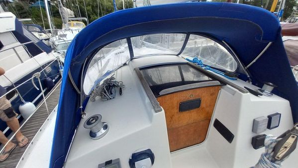 Beneteau First 285 image