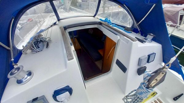 Beneteau First 285 image