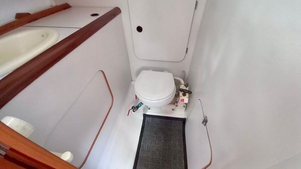 Beneteau First 285 image