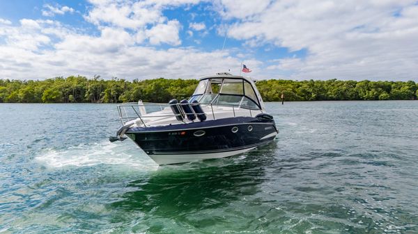 Monterey 335 Sport Yacht image