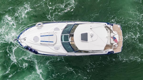 Monterey 335 Sport Yacht image