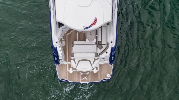 Monterey 335 Sport Yacht image