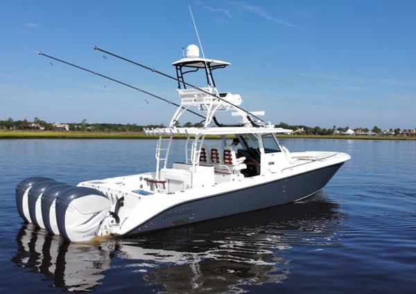 Everglades 435-CENTER-CONSOLE image