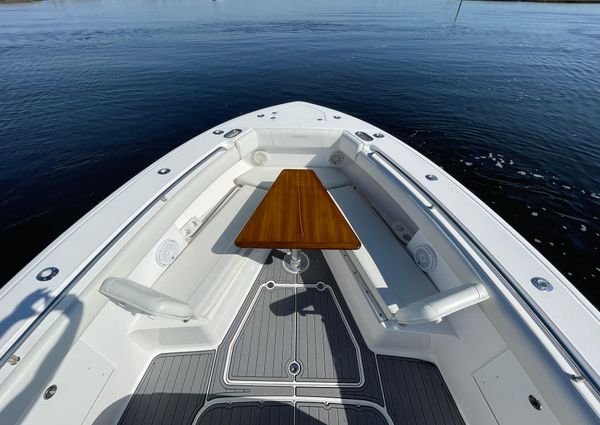 Everglades 435-CENTER-CONSOLE image