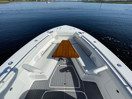 Everglades 435 Center Console image