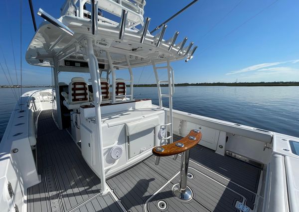 Everglades 435-CENTER-CONSOLE image