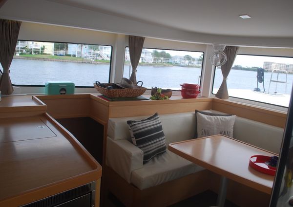 Lagoon 42 image