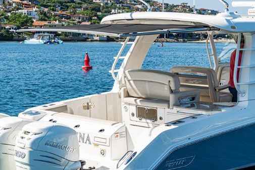 Boston Whaler 350 Realm image