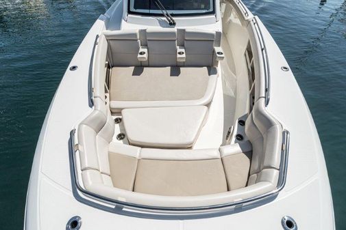 Boston Whaler 350 Realm image