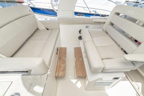 Boston Whaler 350 Realm image