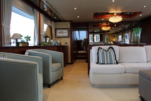 Ocean Alexander Sky Lounge image