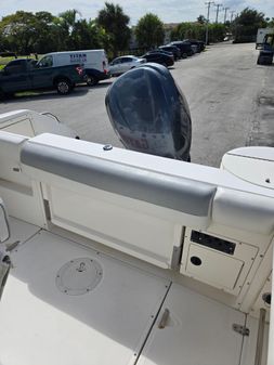 Boston-whaler 230-OUTRAGE image