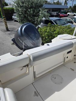 Boston-whaler 230-OUTRAGE image