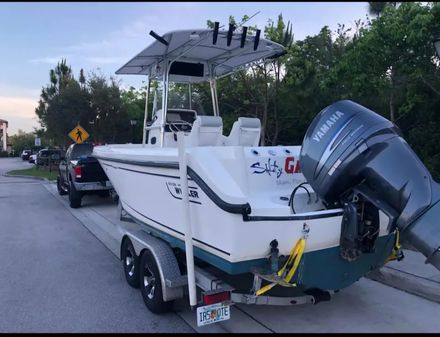 Boston-whaler 230-OUTRAGE image