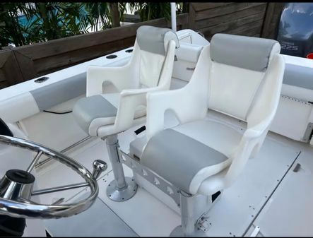 Boston-whaler 230-OUTRAGE image