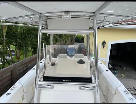 Boston-whaler 230-OUTRAGE image