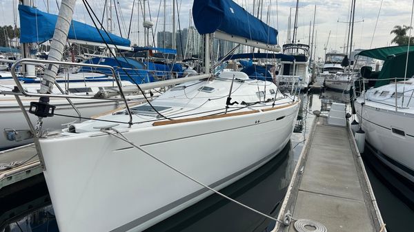 Beneteau 36.7 