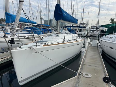 Beneteau 36.7 image