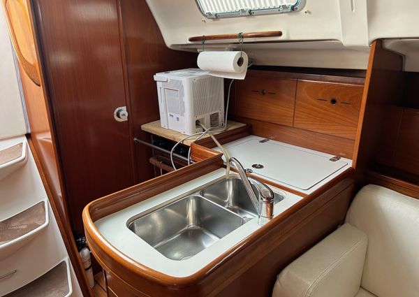 Beneteau 36.7 image