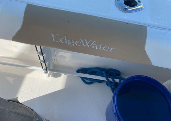 Edgewater 320CC image