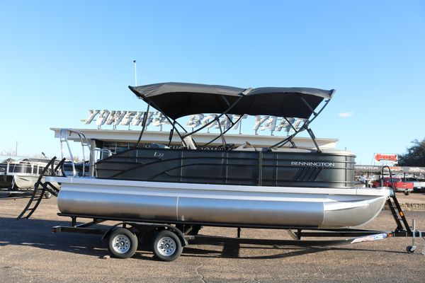 Bennington 22 LSB - main image