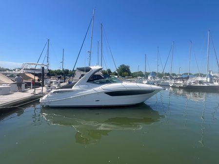 Sea Ray 330 Sundancer image