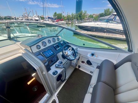 Sea Ray 330 Sundancer image