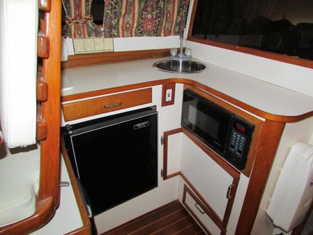 Bertram 31 Sportfisher image