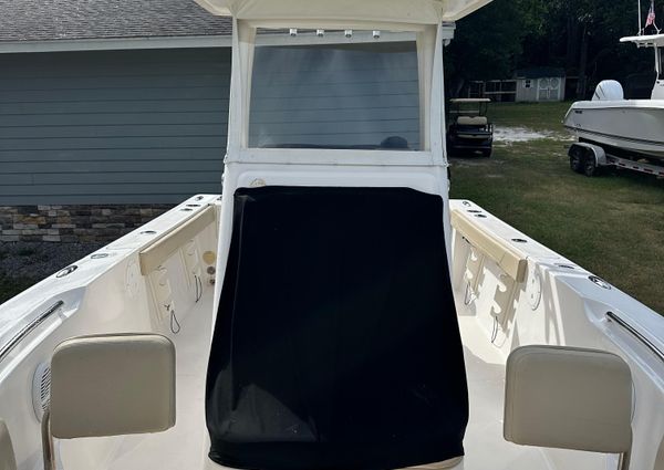 Pursuit C 238 Center Console image