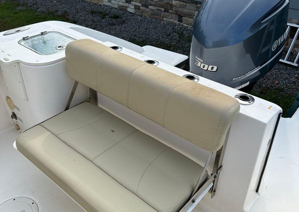 Pursuit C 238 Center Console image