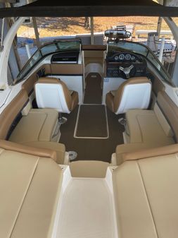 Sea Ray 250 SLX image