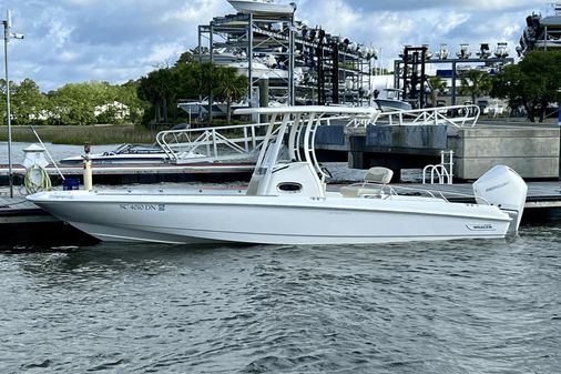 Boston Whaler 240 Dauntless image