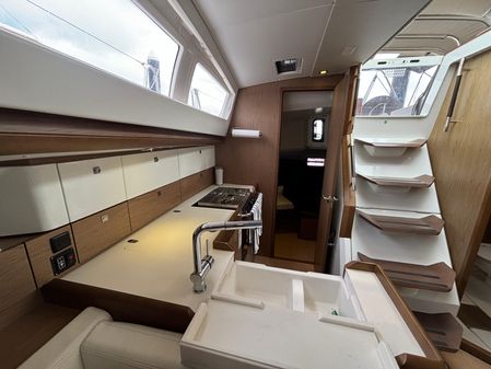 Jeanneau Sun Odyssey 44 DS image