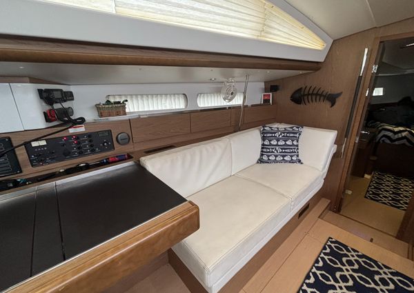 Jeanneau Sun Odyssey 44 DS image