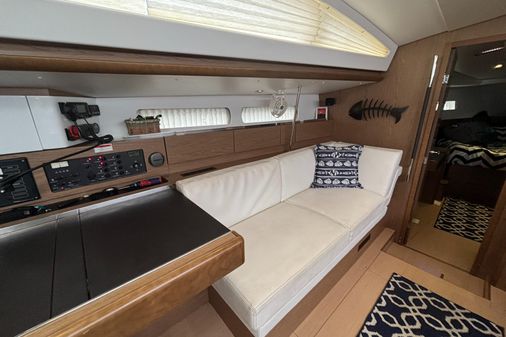 Jeanneau Sun Odyssey 44 DS image