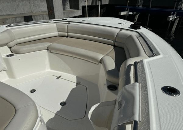 Boston Whaler 330 Outrage image