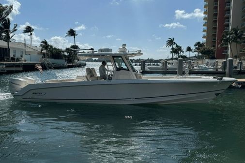 Boston Whaler 330 Outrage image