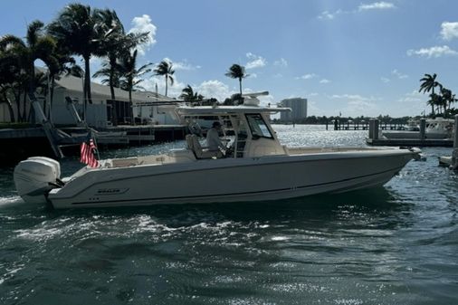 Boston Whaler 330 Outrage image