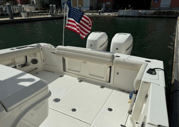 Boston Whaler 330 Outrage image