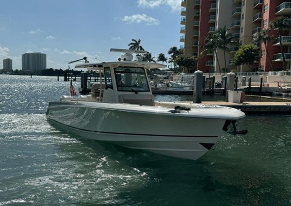 Boston Whaler 330 Outrage image